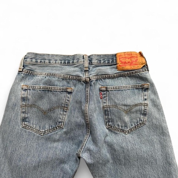 Levi's 501 Original Fit Jeans - Men's 34x34 (32L) - Light Wash Vintage Denim - Picture 6 of 6